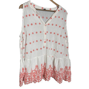 CROWN & IVY 2X Tank eyelets white pink ruffle cottage lightweight